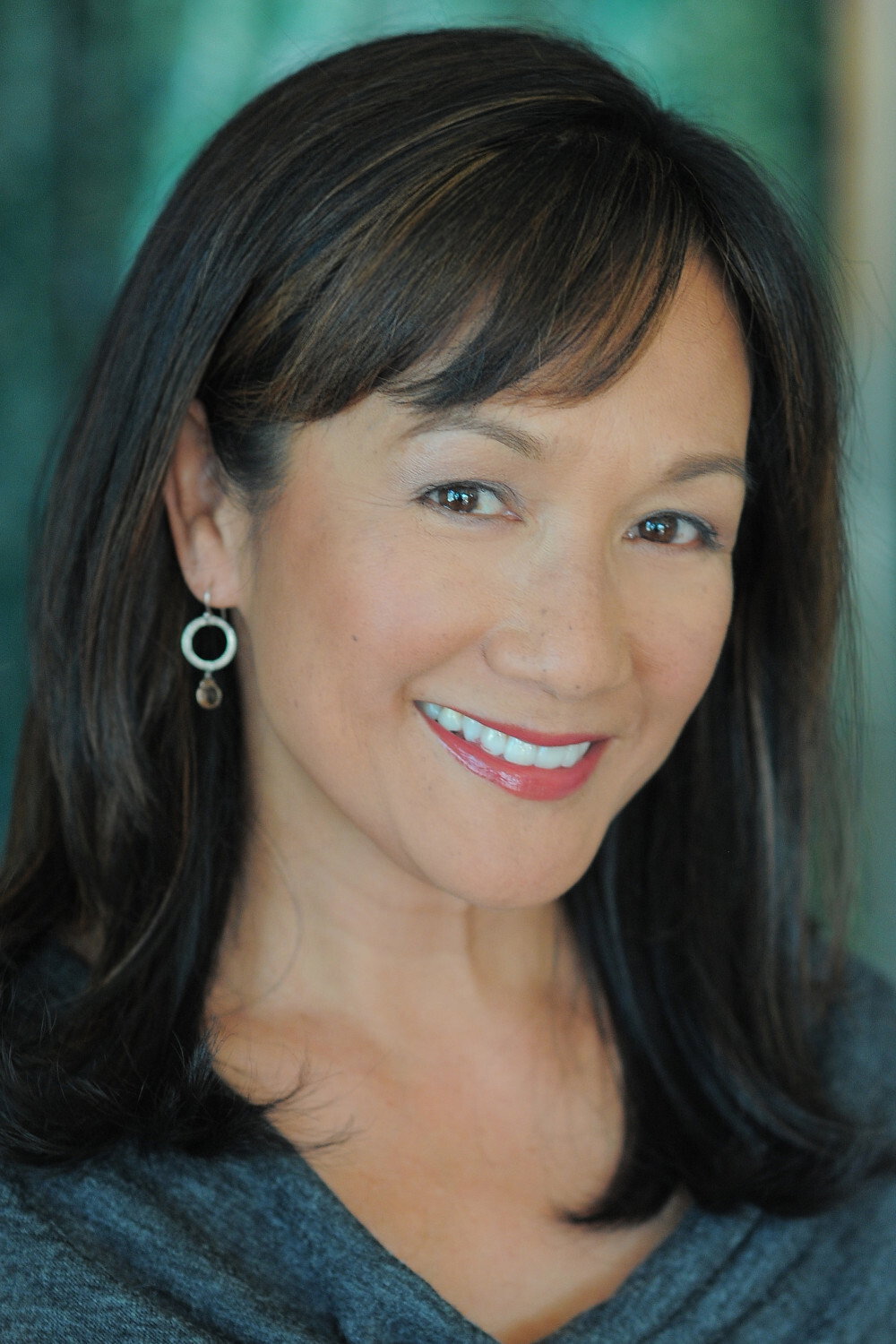 Kayla Blake as Lulu in Dizzy