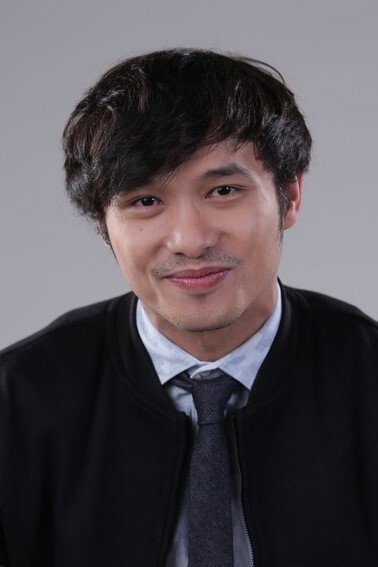 Kean Cipriano as The Director in The Woman in the Septic Tank