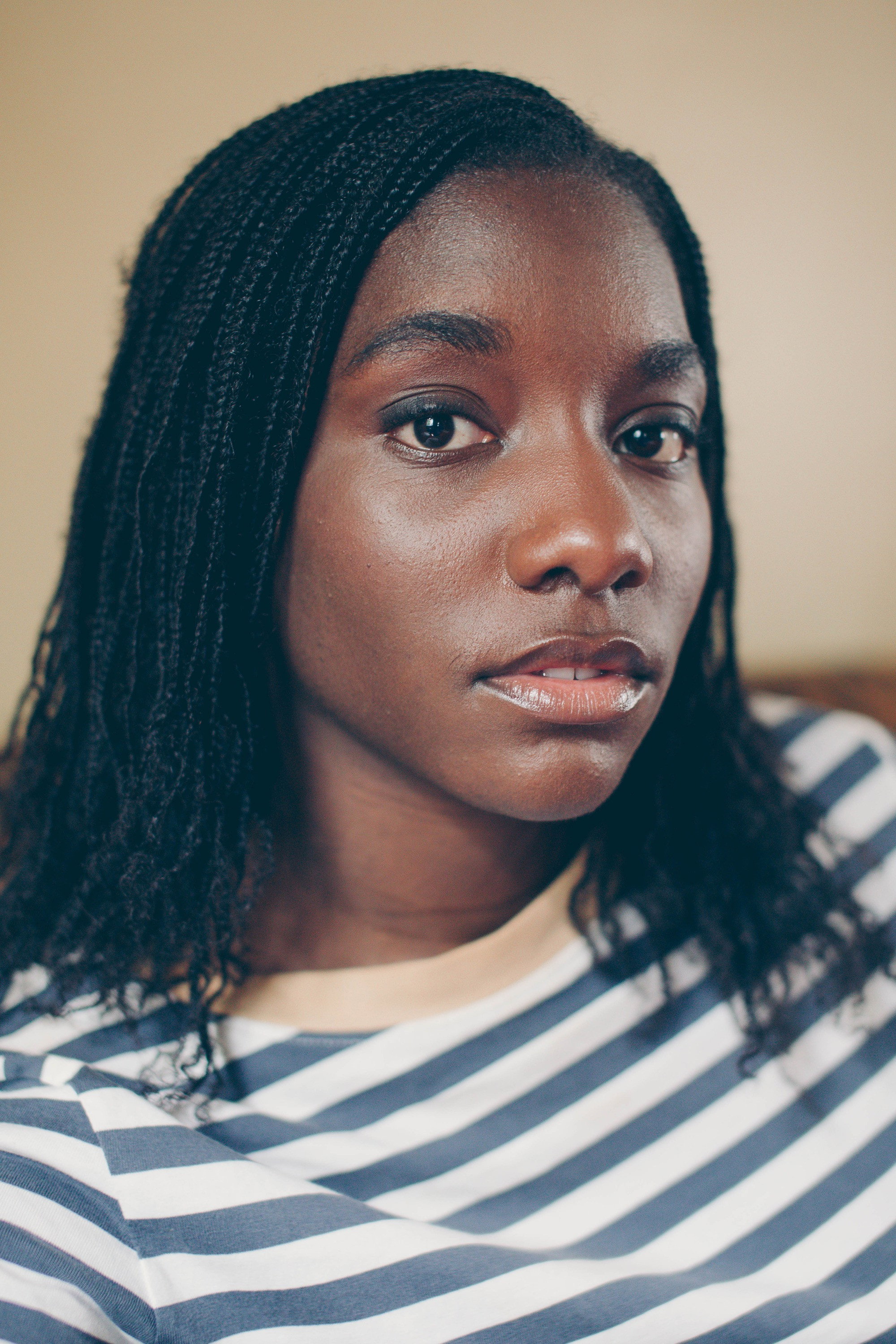 Suzy Bemba as Toinette in Poor Things