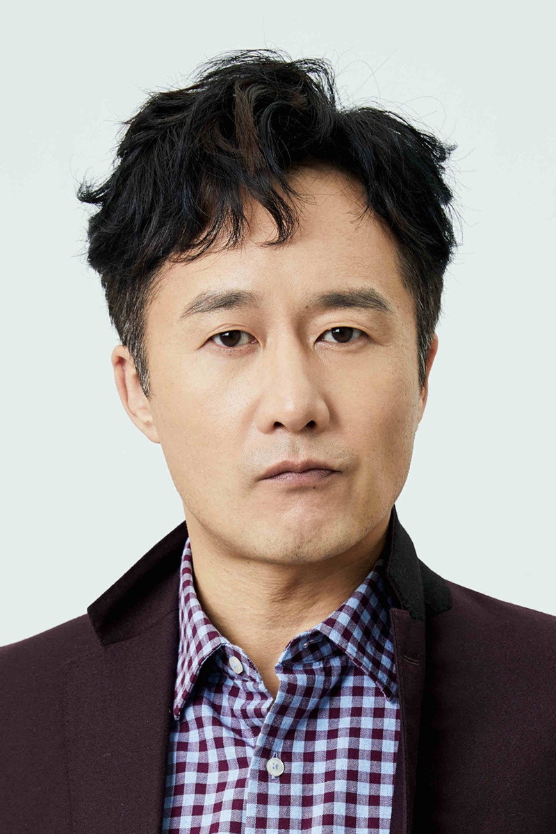岳旸 as Brother Jiu in Unexpected Falling