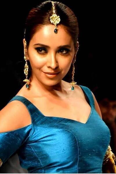 Asha Negi as Neha Sharma in Love Ka Panga