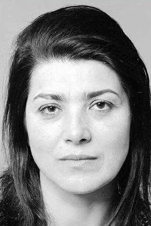 Aurora Cornu as Lucie Marian in Bilocation