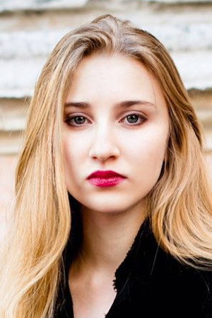 Noa Zatta as Stella in The Invisible Boy