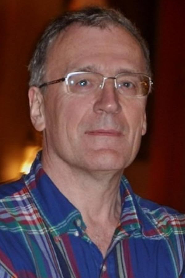 Thomas Schühly as Self - Producer in The Madness and Misadventures of Munchausen