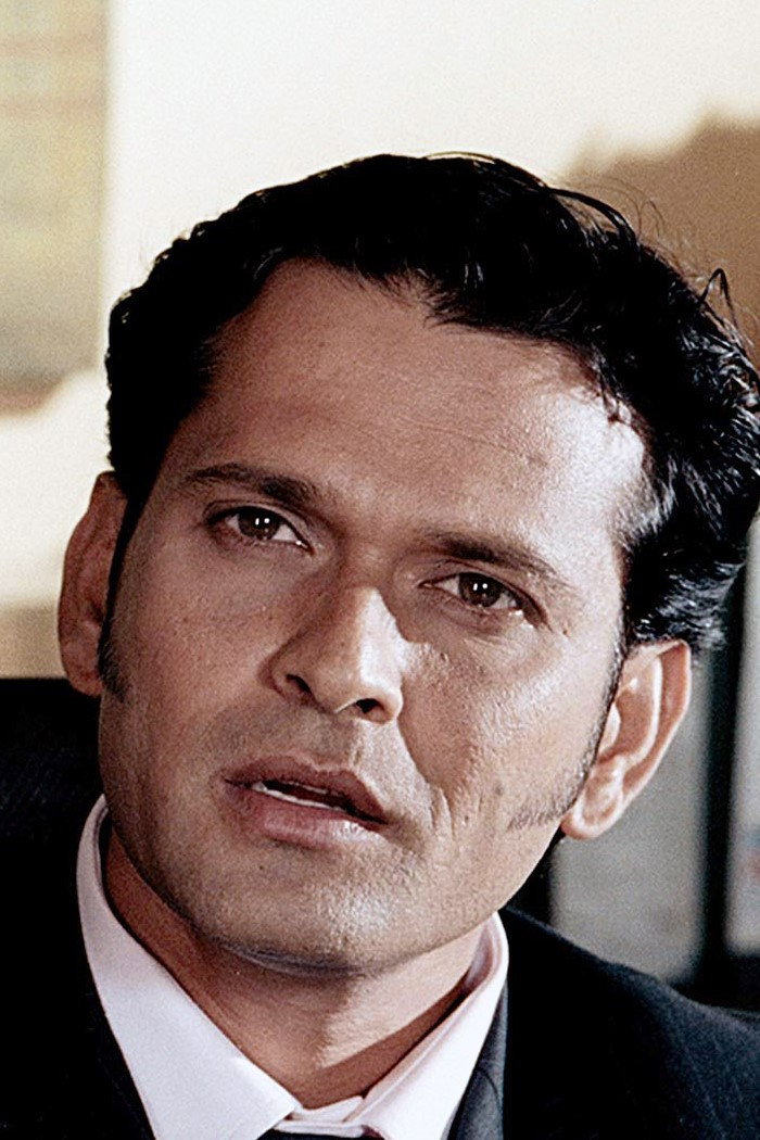 Sameer Dharmadhikari as Dev in Katputtli