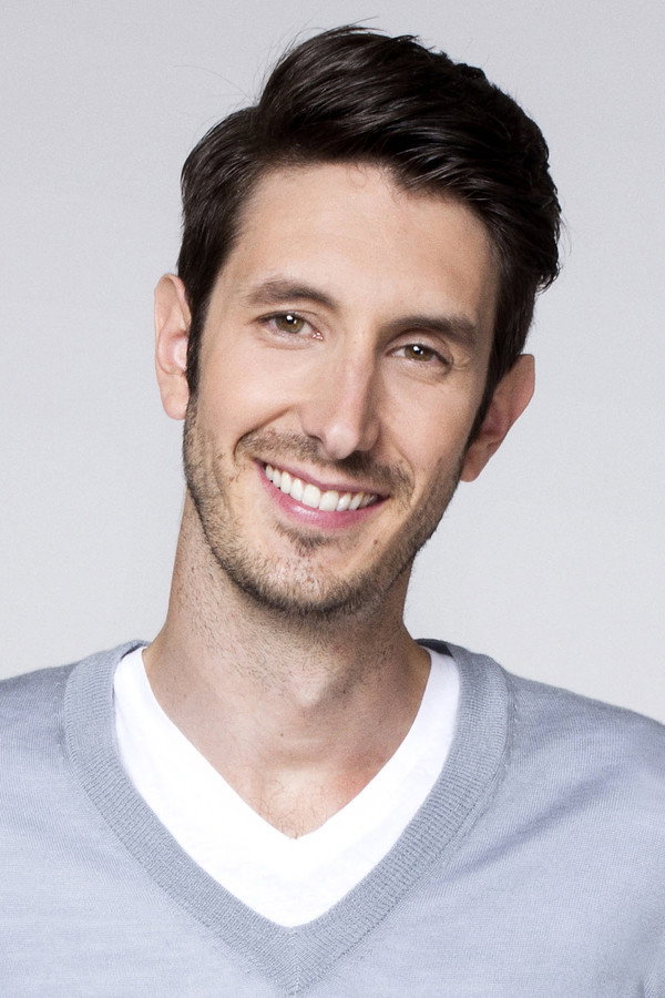 Jérémy Demay as Self in Hilarium