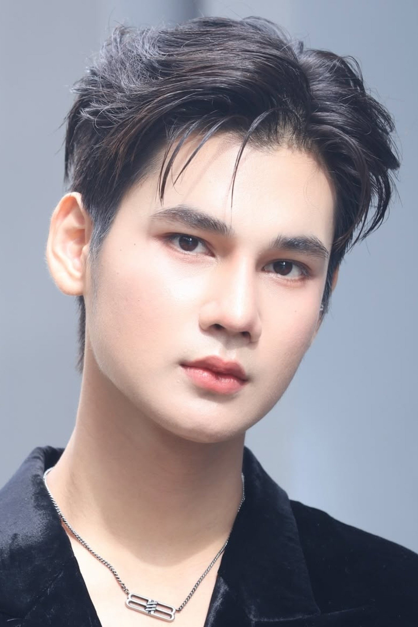 ก้องภพ บรรณทอง as Sun in 21 Days Sunshine