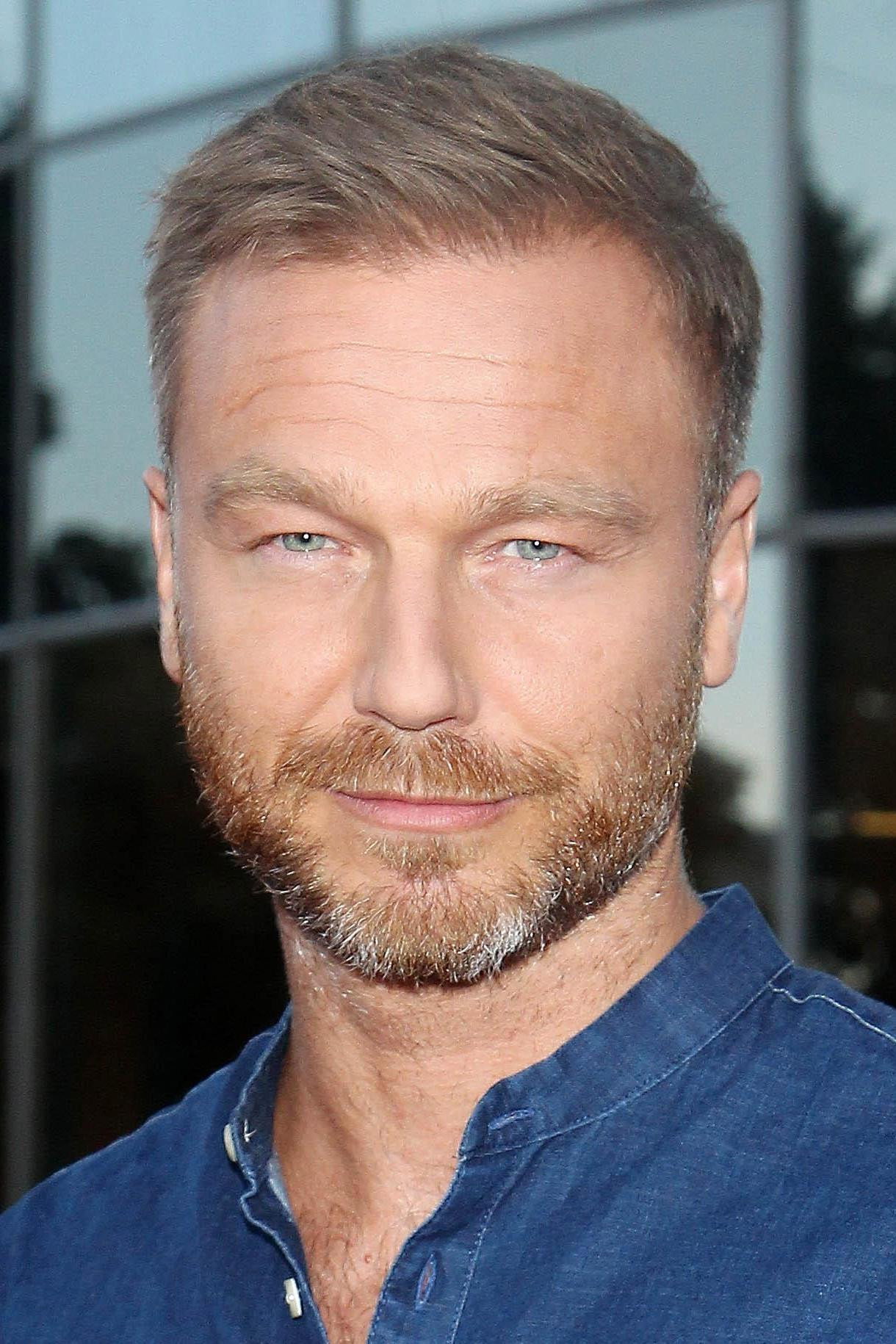 Krystian Wieczorek as Hubert Wilczyński „Cień” in Shadow