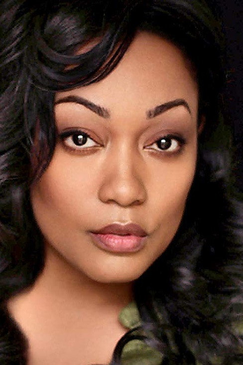 Anika C. McFall as Suzie in Nora's Hair Salon 3: Shear Disaster