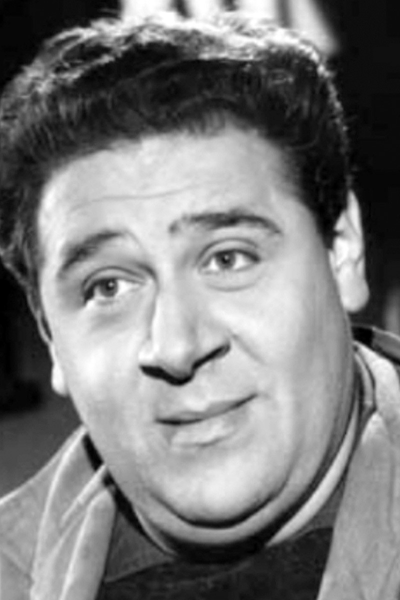 Luis Tasca as Bonifacio's brother-in-law in The Big Business