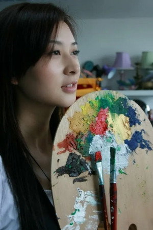 Ya Yang as 美真 (Actor) in Armor Hero