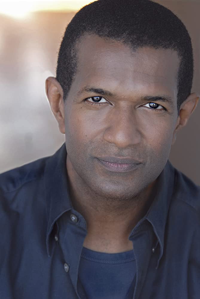 Rif Hutton as Gordon in Tribes
