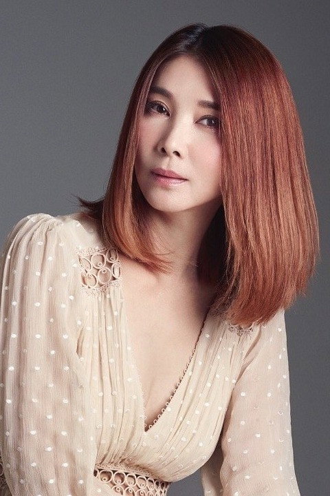 Chen Xiuhuan as 'Catherine' Koh Meiling in The Cellphone Swap