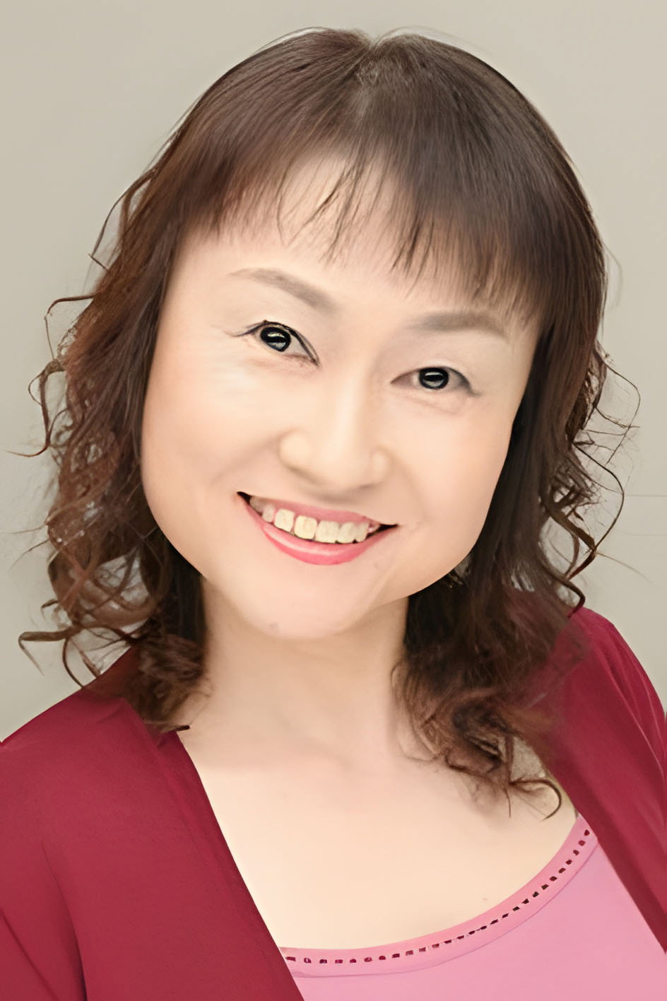 片貝薫 as Azusa 'Mother' Hirose (voice) in Kiyo in Kyoto: From the Maiko House