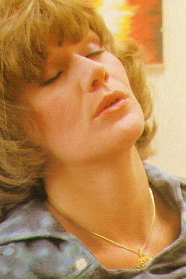Pauline Teutscher as Polin Teutch in Margot