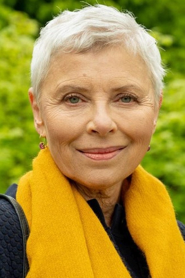 Hanna Bieluszko as Helena Urbanová in Experiment Eva
