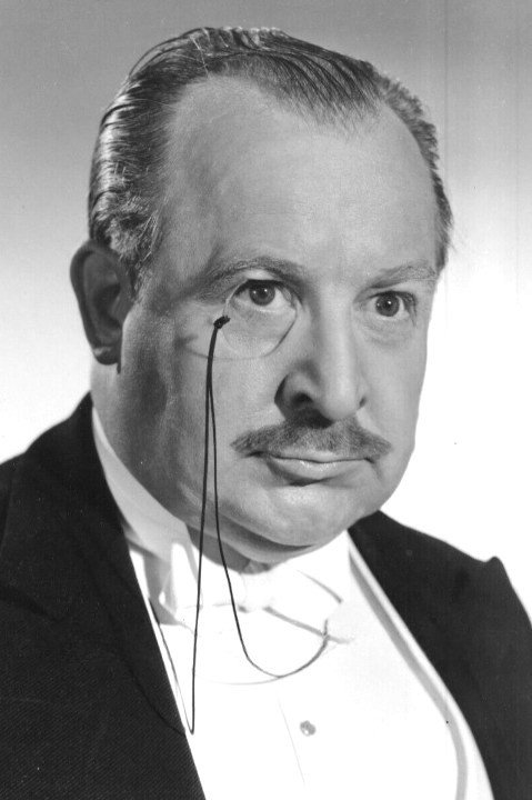 Lewis L. Russell as Henry Carteret in Hold That Blonde!