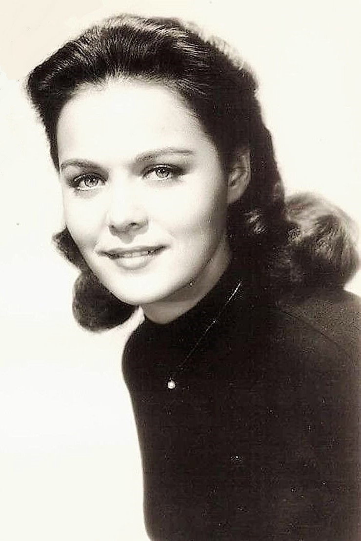 Joan Blackman as Carol Morgan in Macon County Line