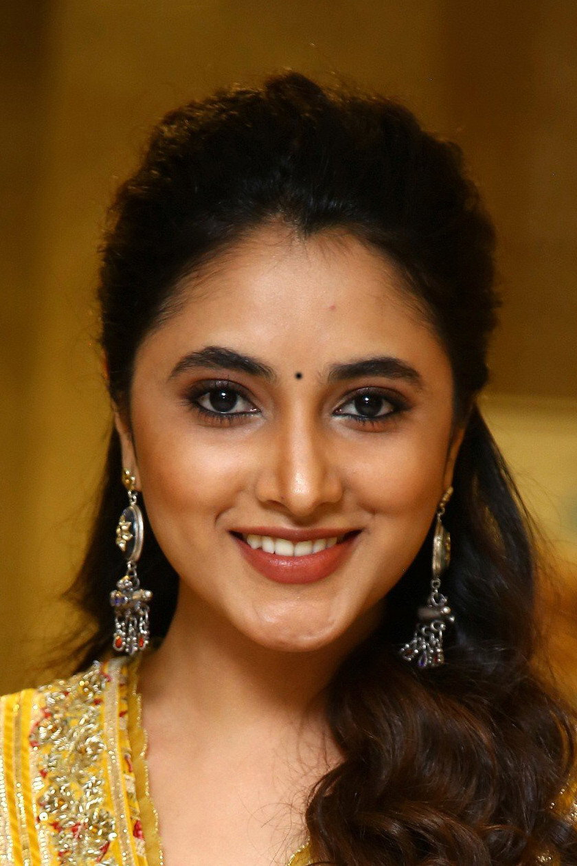 Priyanka Arul Mohan as Priya in Nani's Gang Leader