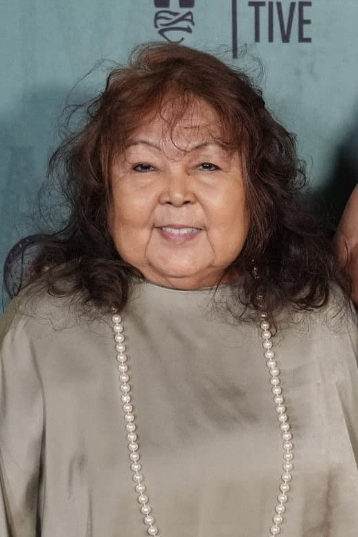 Aida Basco as Aleli in Pink & Blue