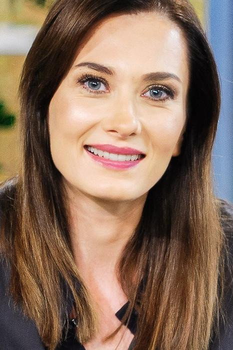 Anita Sokołowska as Barbara Gugulak in Off We Go 2