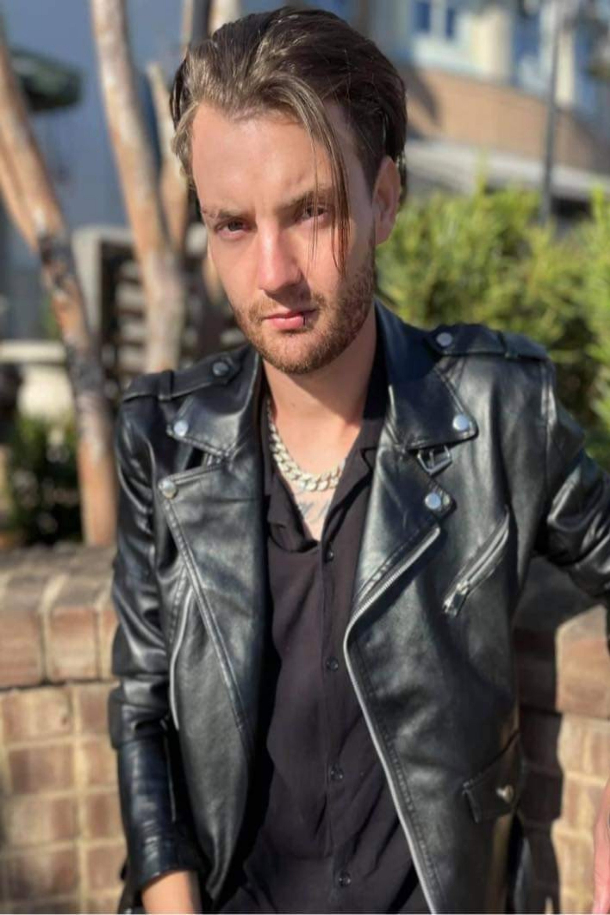 Austin Nix as Nate in Alien Shark