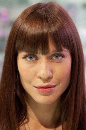 Abeille Gélinas as Sabrina in Pure