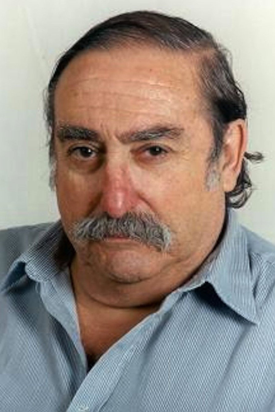Alfred Lucchetti as Andreu in Poblenou