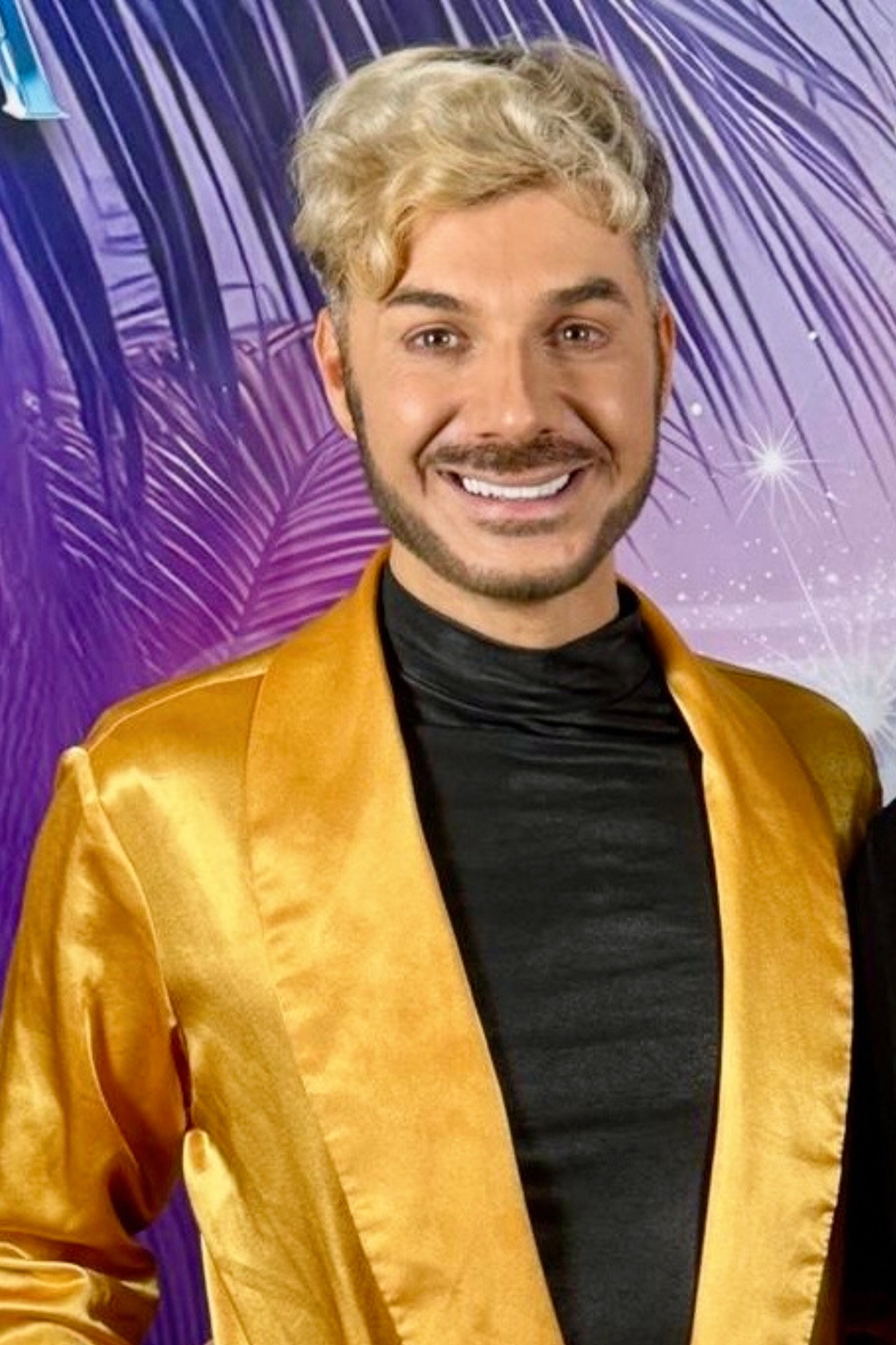 Sam Dylan as Self in Kampf der RealityAllstars