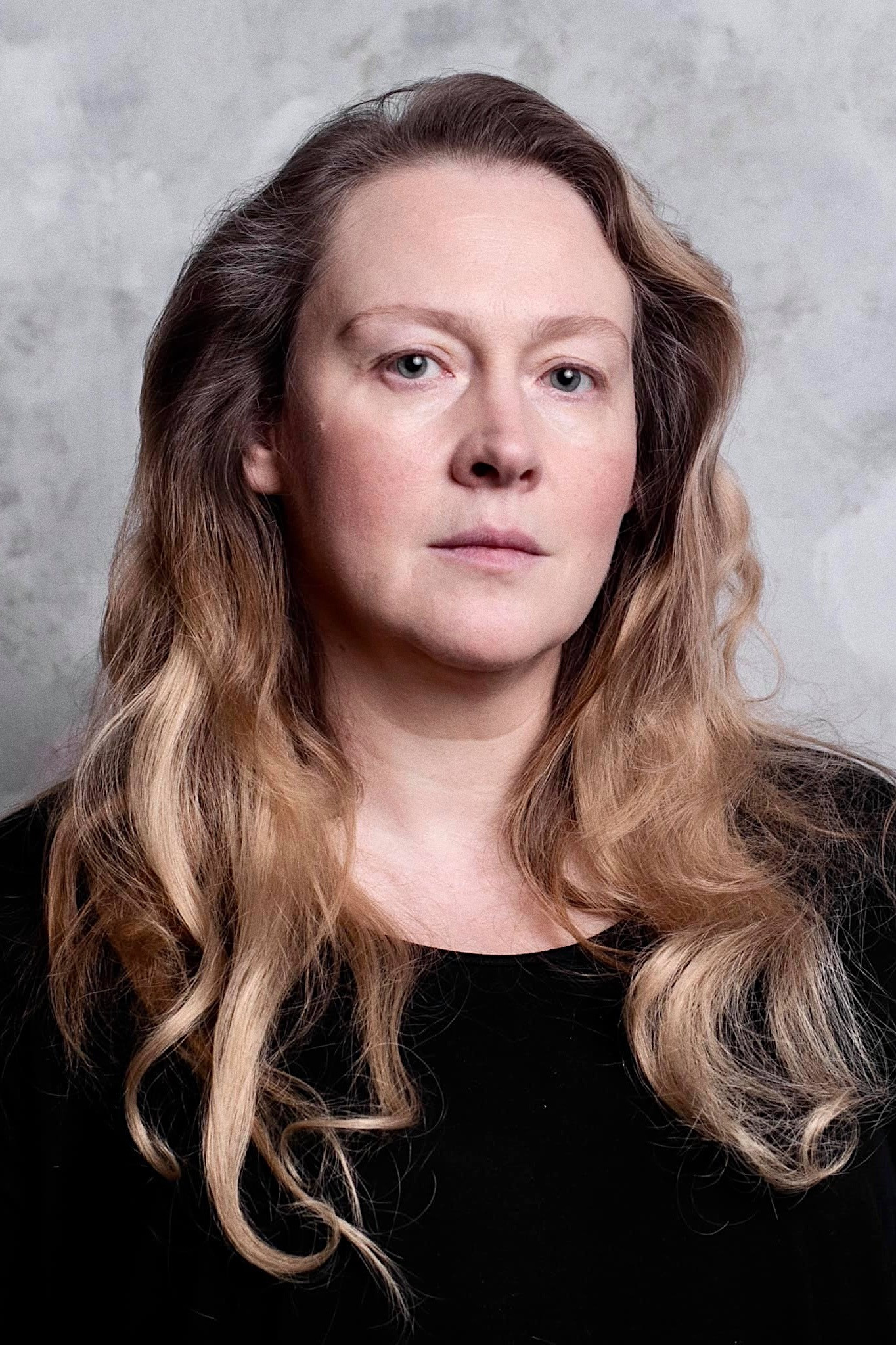 Юлия Ауг as Anna Klauzen in Zorge