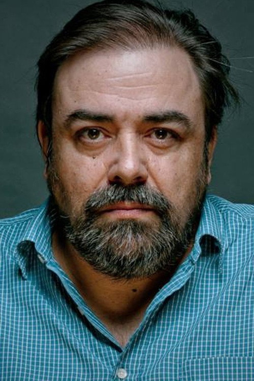 Benoît de Gaulejac as Éric in Pool BBQ