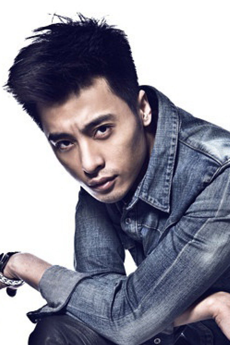 张钧涵 as Wang Zi Hao in Man Comes to Tang Dynasty