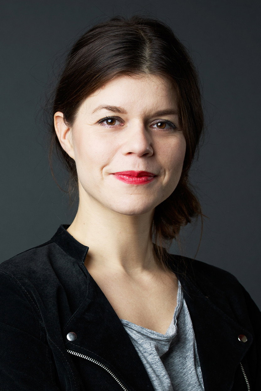 Emma Molin as Various Characters in Grotesco