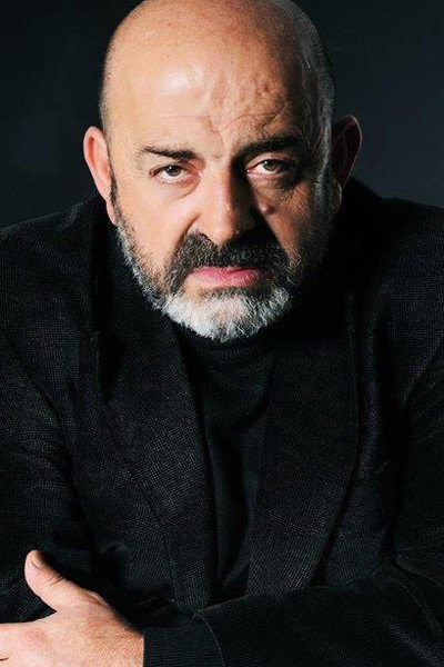 Enver Petrovci as Colonel Lilich in Hierro