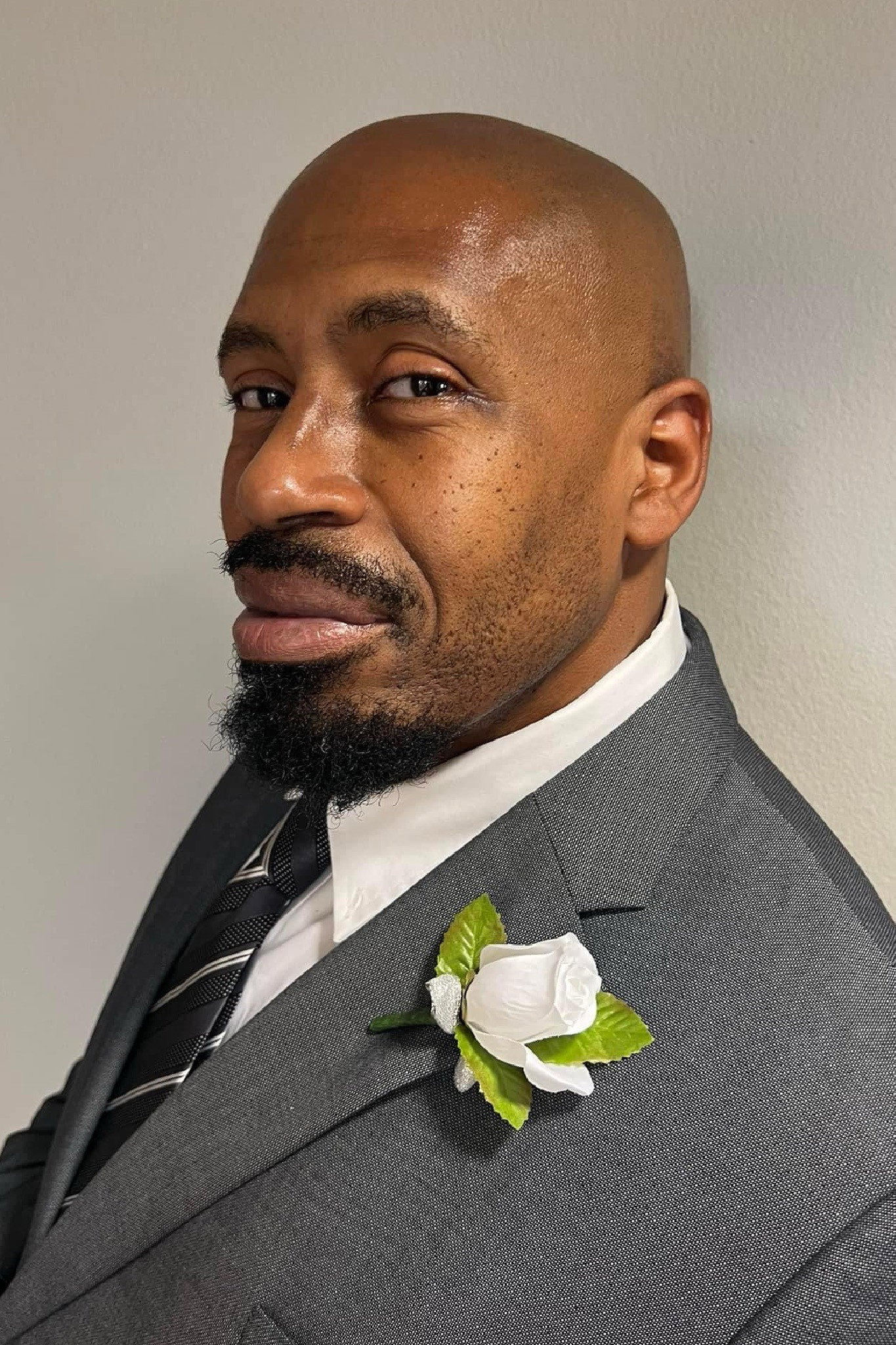 Kenyatta Clemons as Officer Fields in RED WHITE AND BLACK