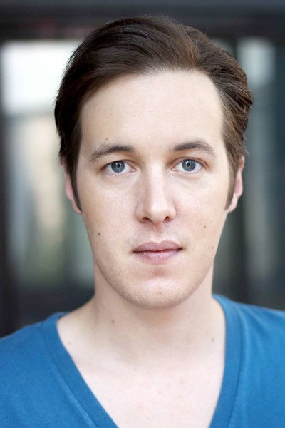 David Michaël as Red Rose in Duo