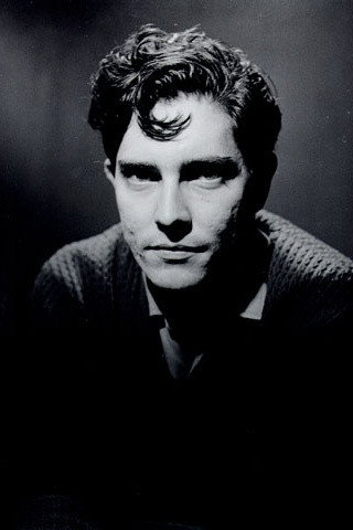 Fernando Peixoto as Dr. Carmo in O Predileto