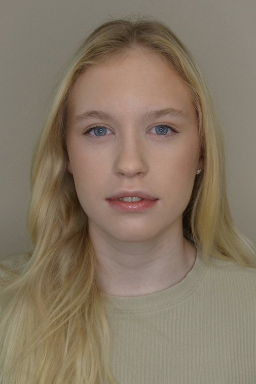 Alva Brynsmo Ramstad as Anna in The Innocents