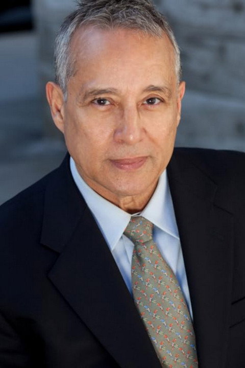 Hechter Ubarry as Luis Rico in Crocodile Dundee II