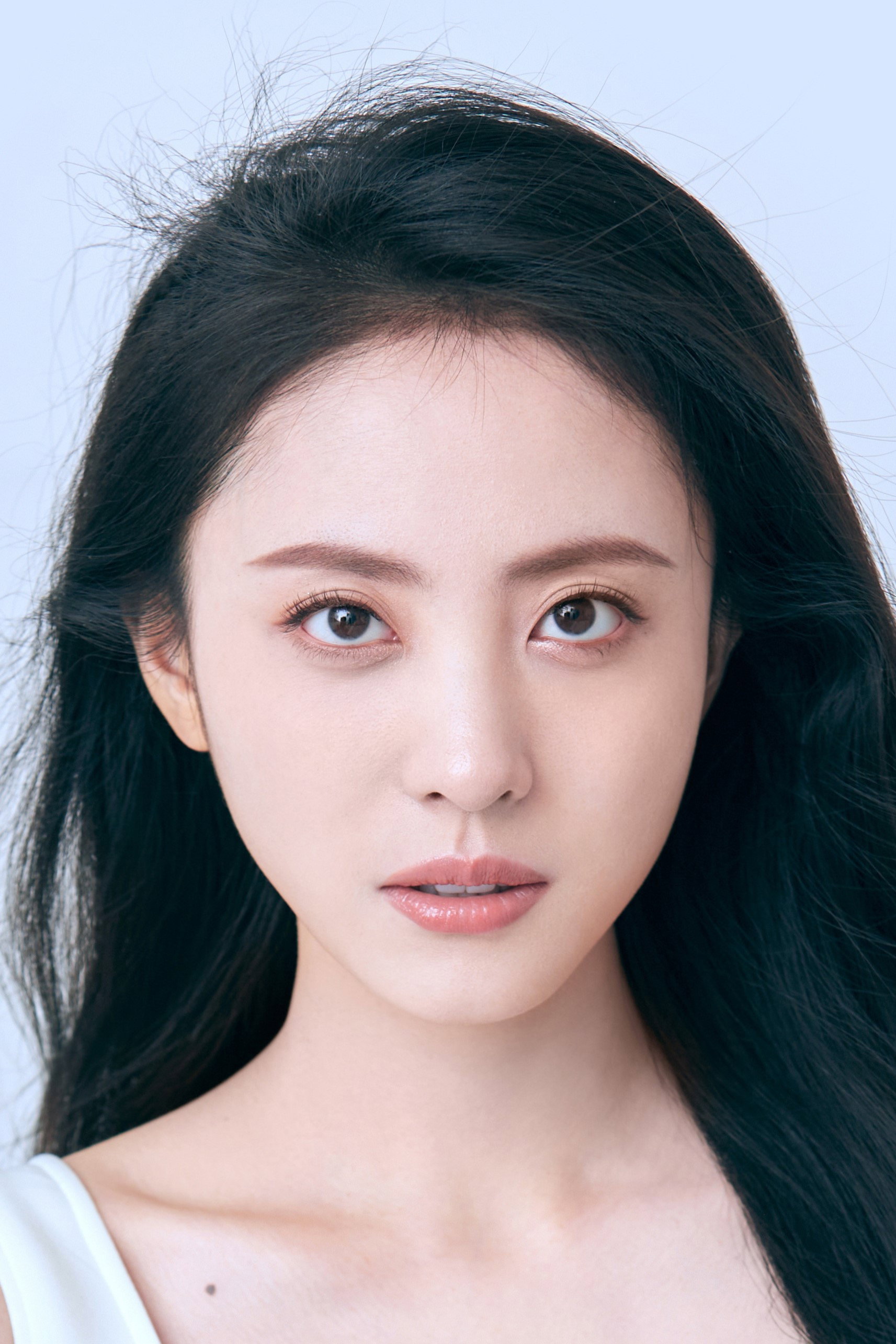 方子怡 as Zhang Kaimi in Tribute to Heroes
