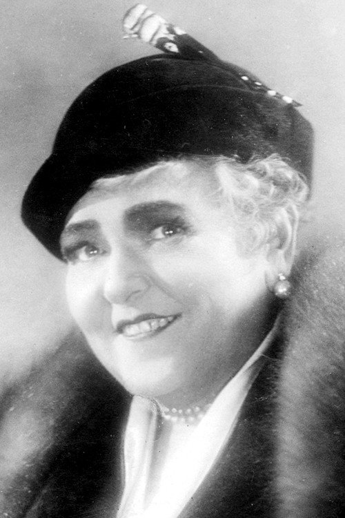 Karin Swanström as Grevinnan Charlotte in When Roses Bloom