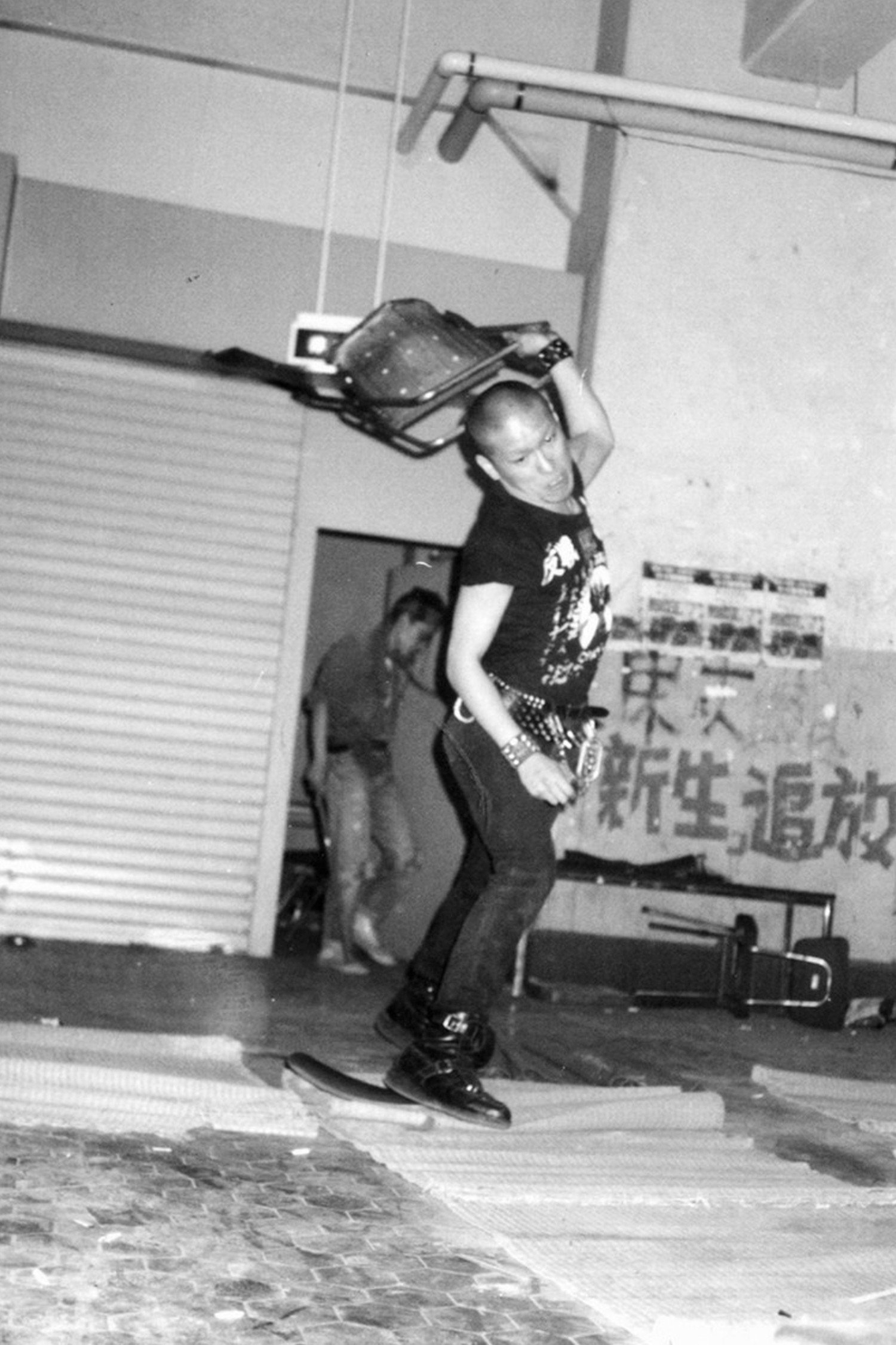 横山 as Himself in G.I.S.M. 「Performance」