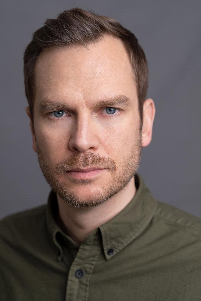 Ali Cook as Jonno in The Wedding