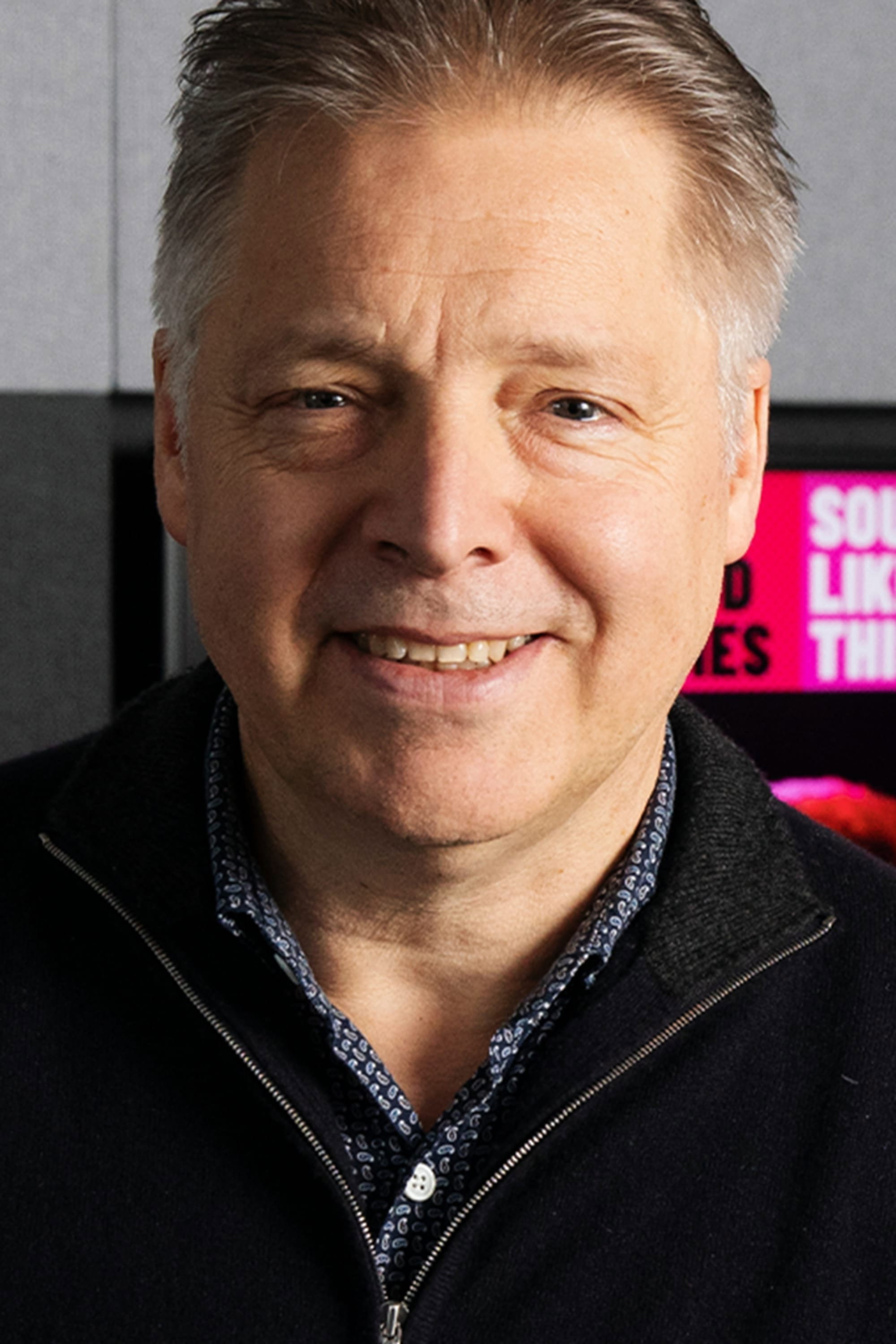 Mark Goodier as Gary Best (voice) in Bob's Weekend