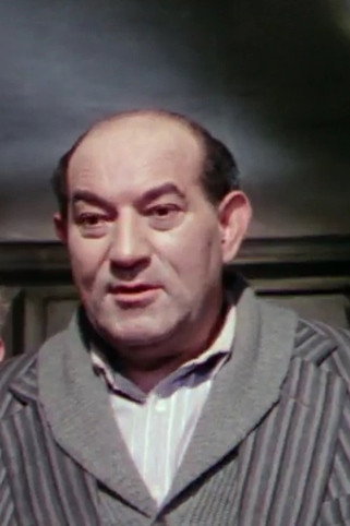 Danny Green as 'One-Round', alias 'Mr. Lawson' in The Ladykillers