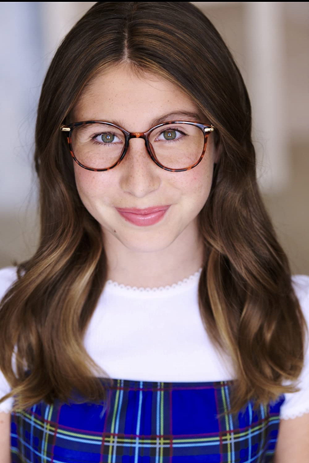 Emmy Pynes as Girl #1 in The Girl