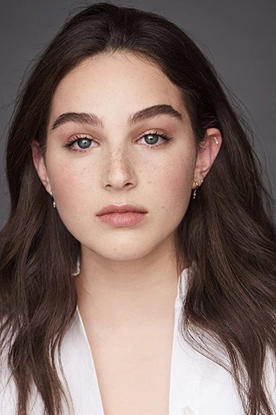 Gabriella Baldacchino as Morgan Philip in Disenchanted