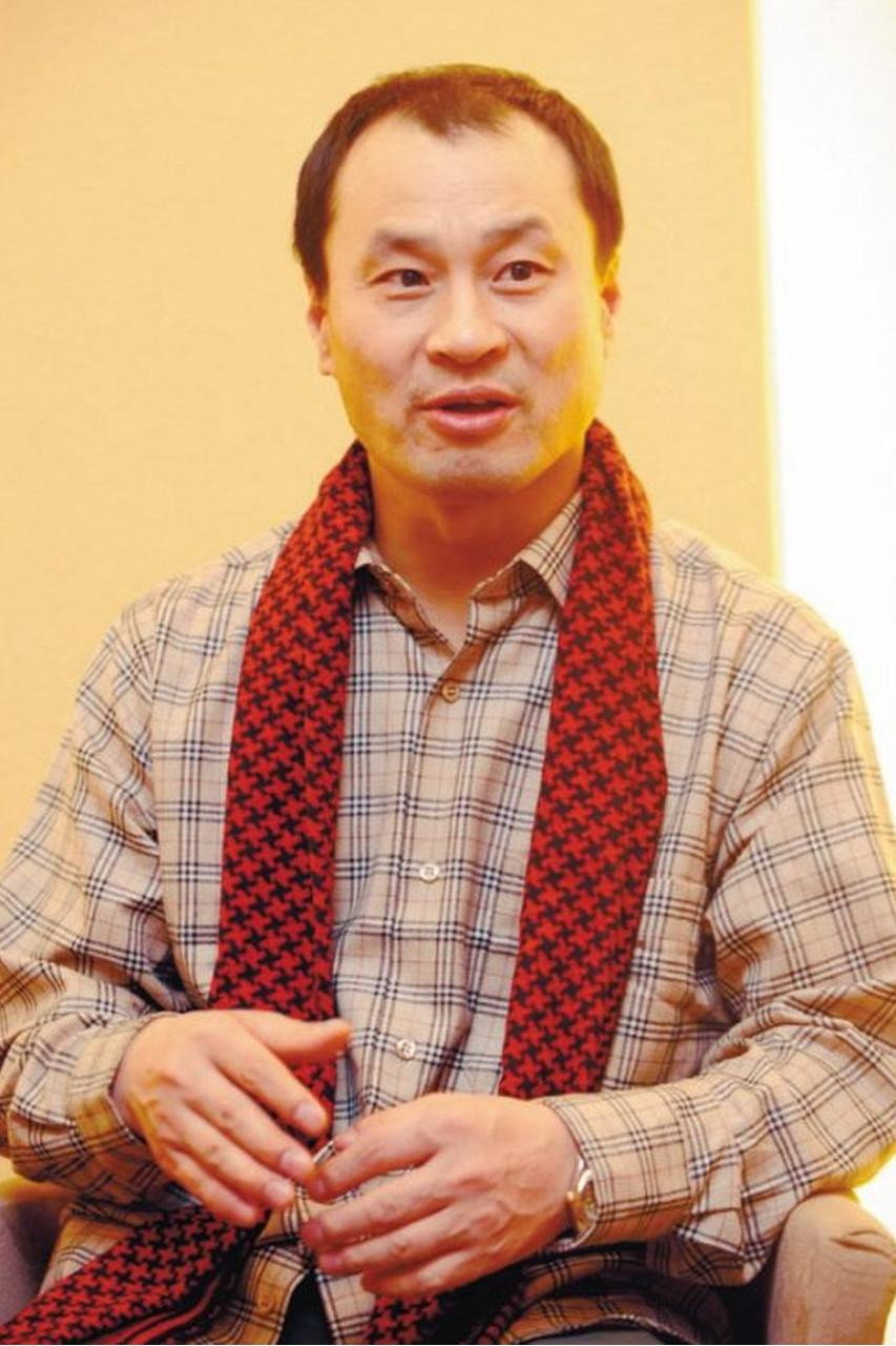 蔡维利 as Shopkeeper Wang in 说书人