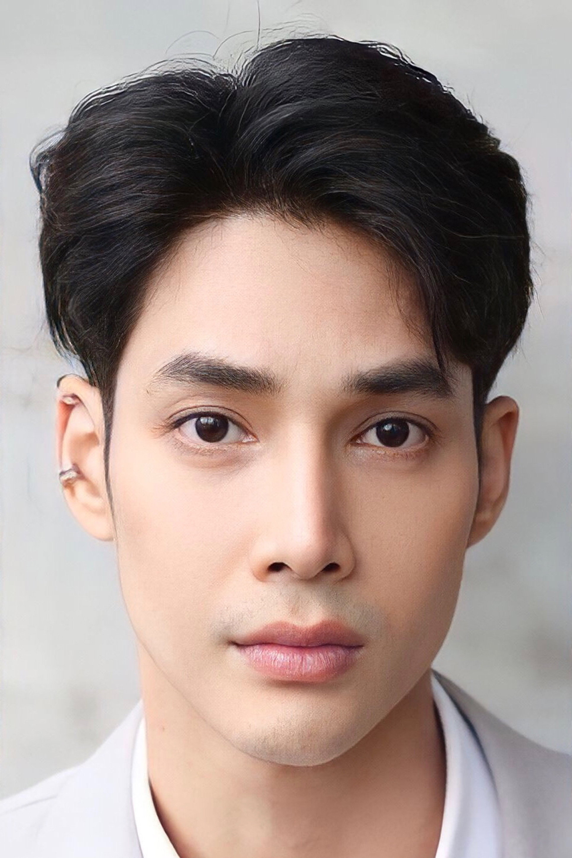 Denkhun Ngamnet as Saengkham in Flame of Chimplee
