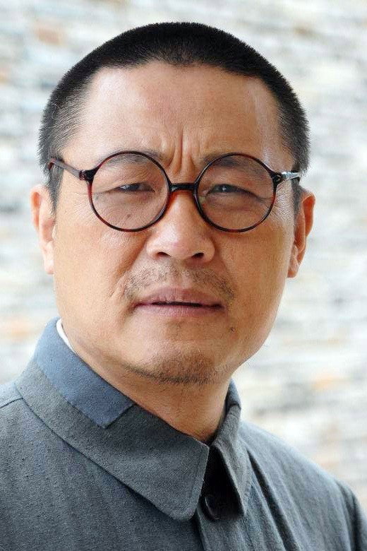 Zhang Zaixin as Liu Bocheng in 刘伯承市长